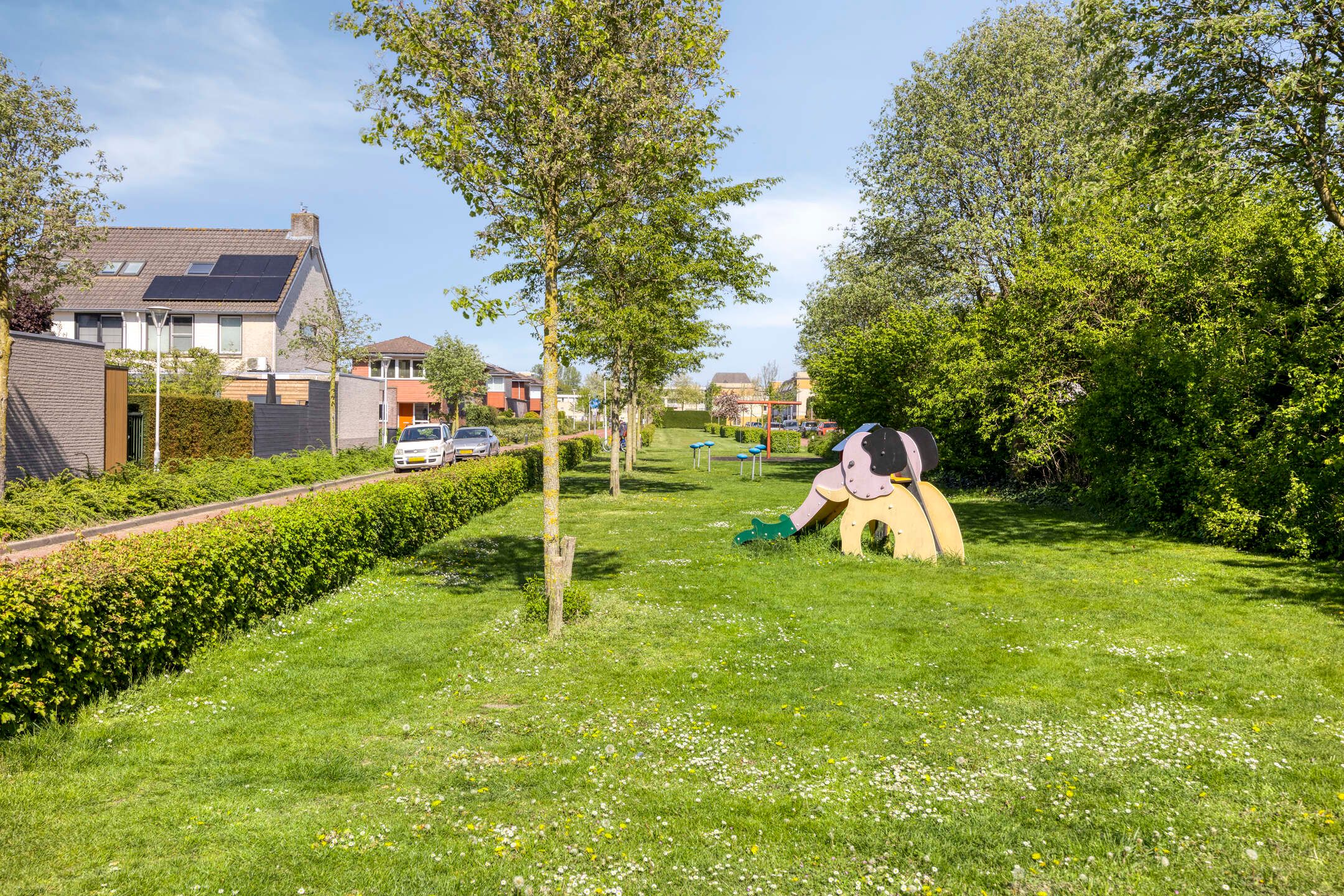 Photo 33 of Donderhei 16