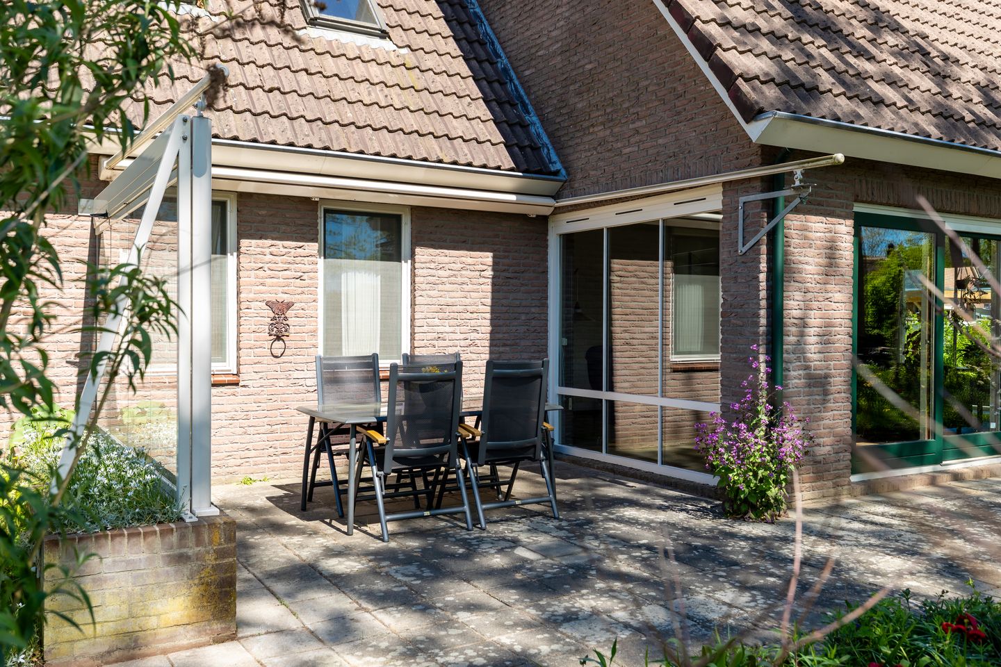 Foto 40 van Woolthuisweg 39