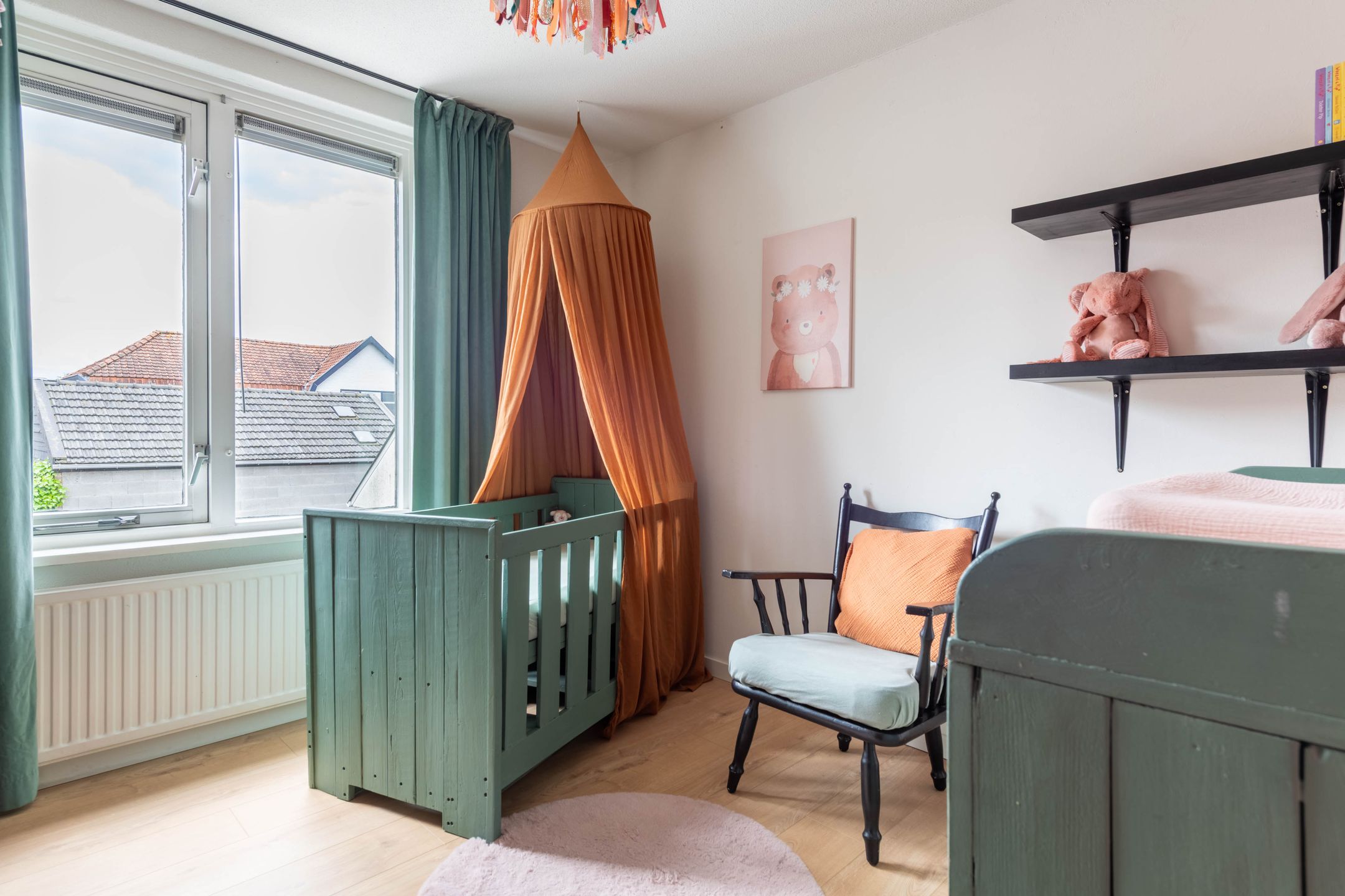 Fully renovated gas-free terraced house with modern extension and sunny southwest garden — 36