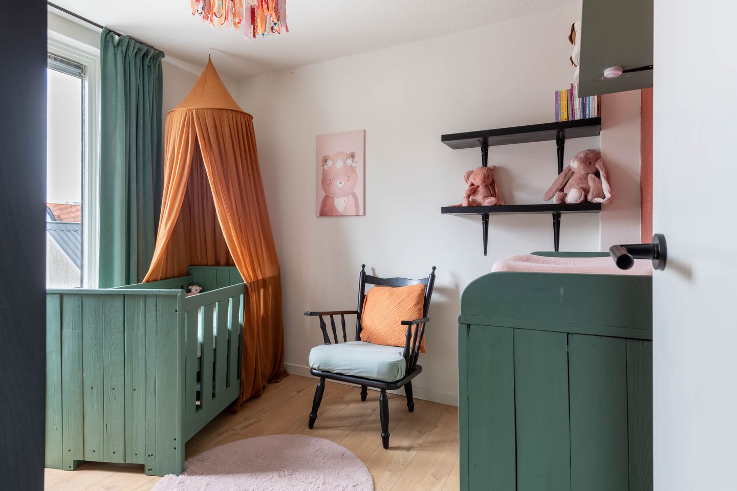 Fully renovated gas-free terraced house with modern extension and sunny southwest garden — 35