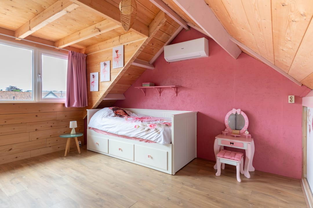 Fully renovated gas-free terraced house with modern extension and sunny southwest garden — 41