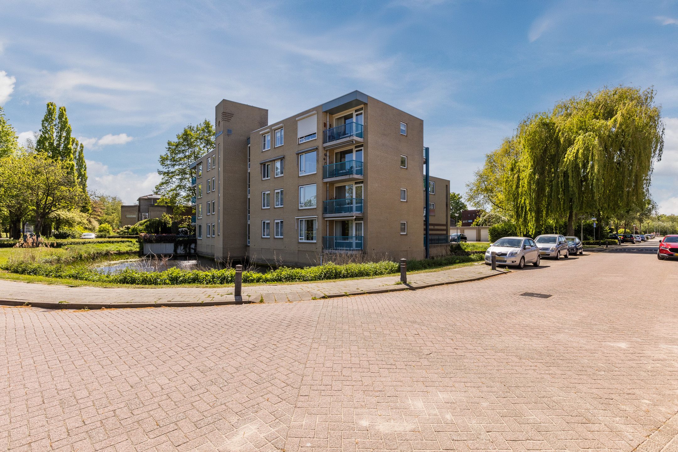Photo 36 of Gentiaan 8