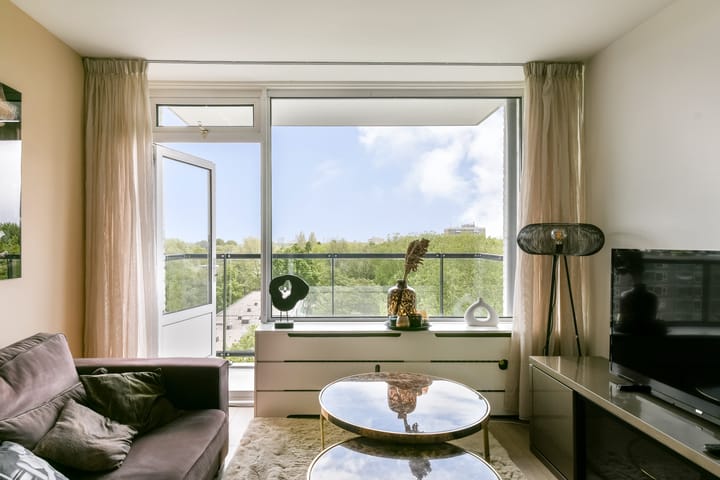 Photo 3 of Van Heuven Goedhartlaan 520