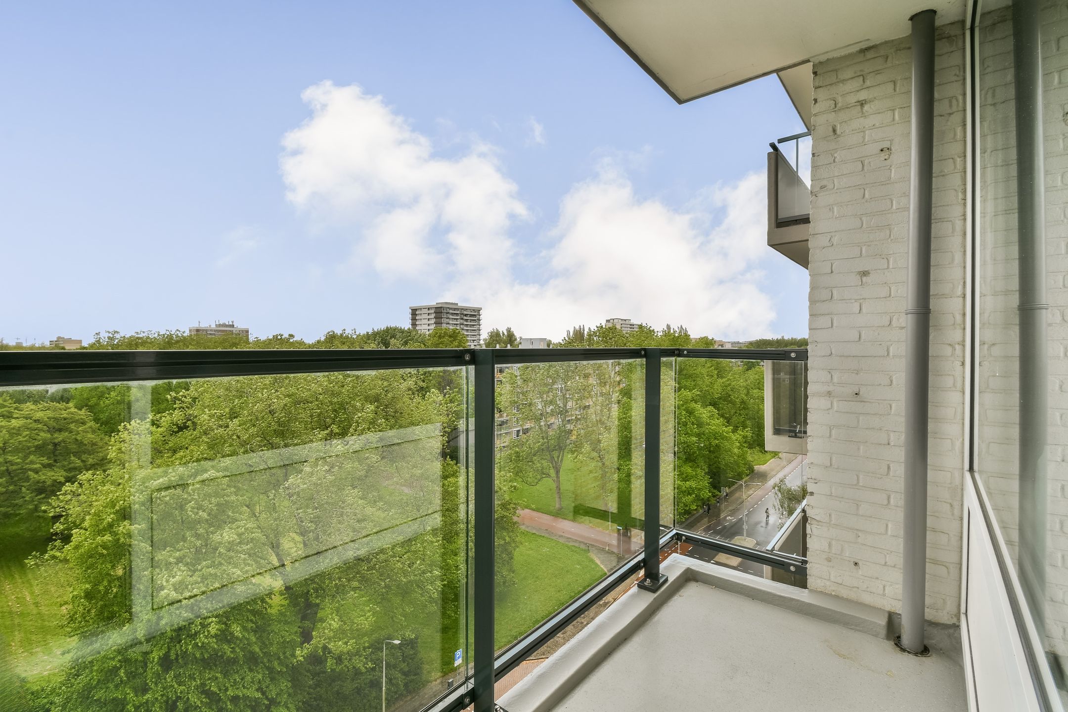 Photo 9 of Van Heuven Goedhartlaan 520