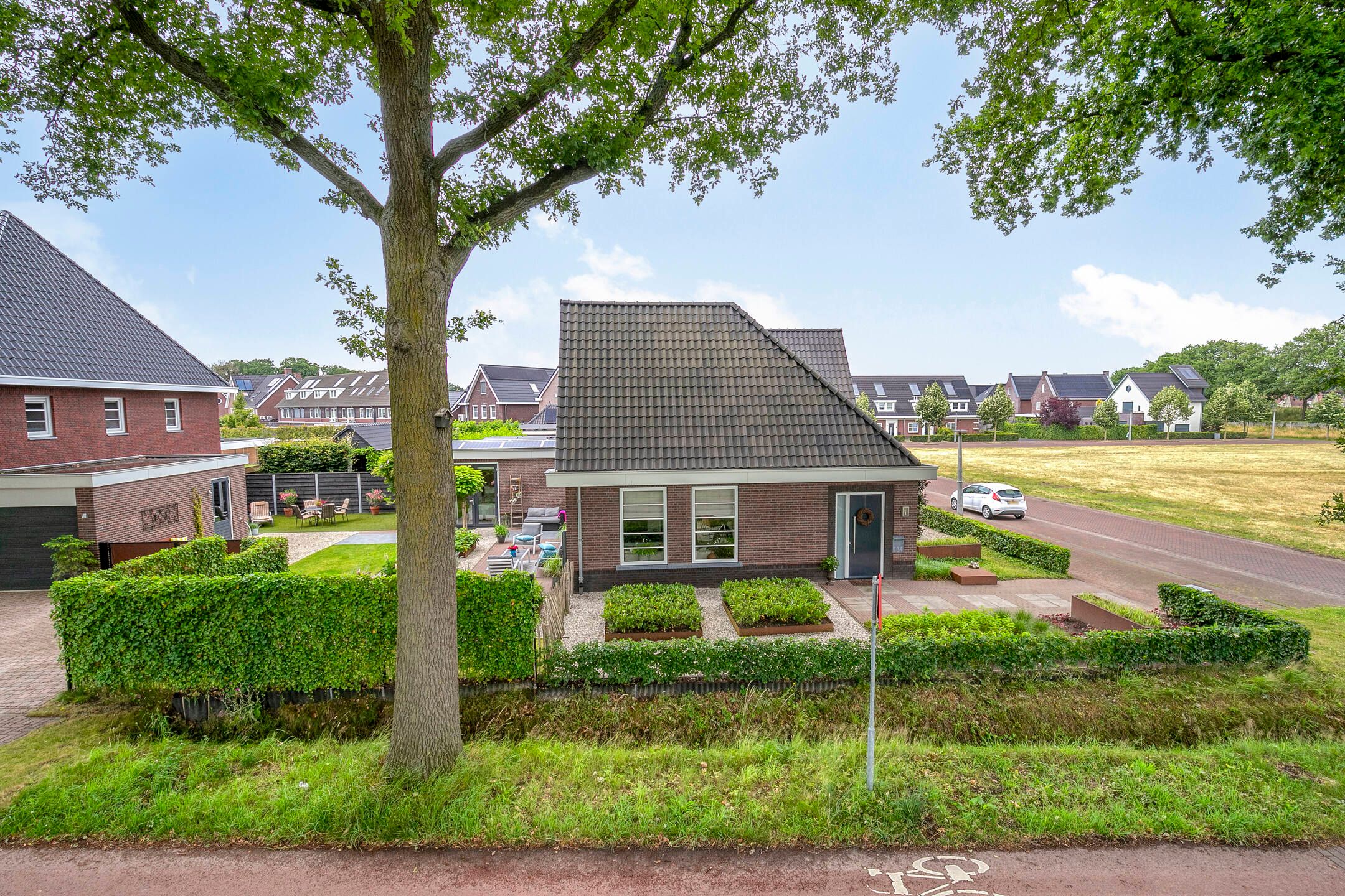 Photo 9 of Helmondseweg 134