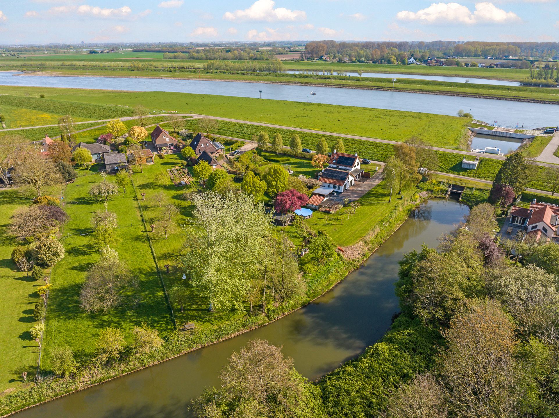 Photo 3 of Rijndijk 9