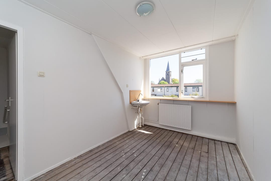 Photo 13 of Sint Willibrordusstraat 15