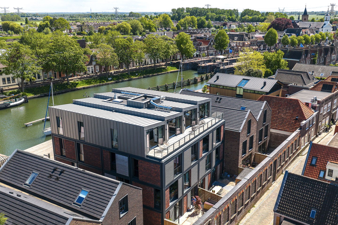 Photo 70 of Hellingstraat 48