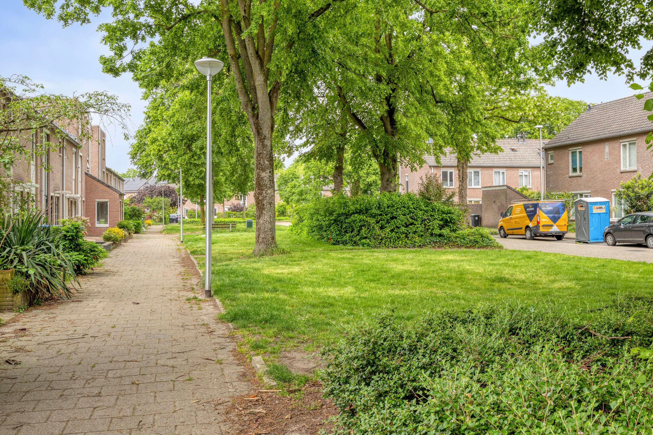 Photo 54 of Roosje Vosstraat 55