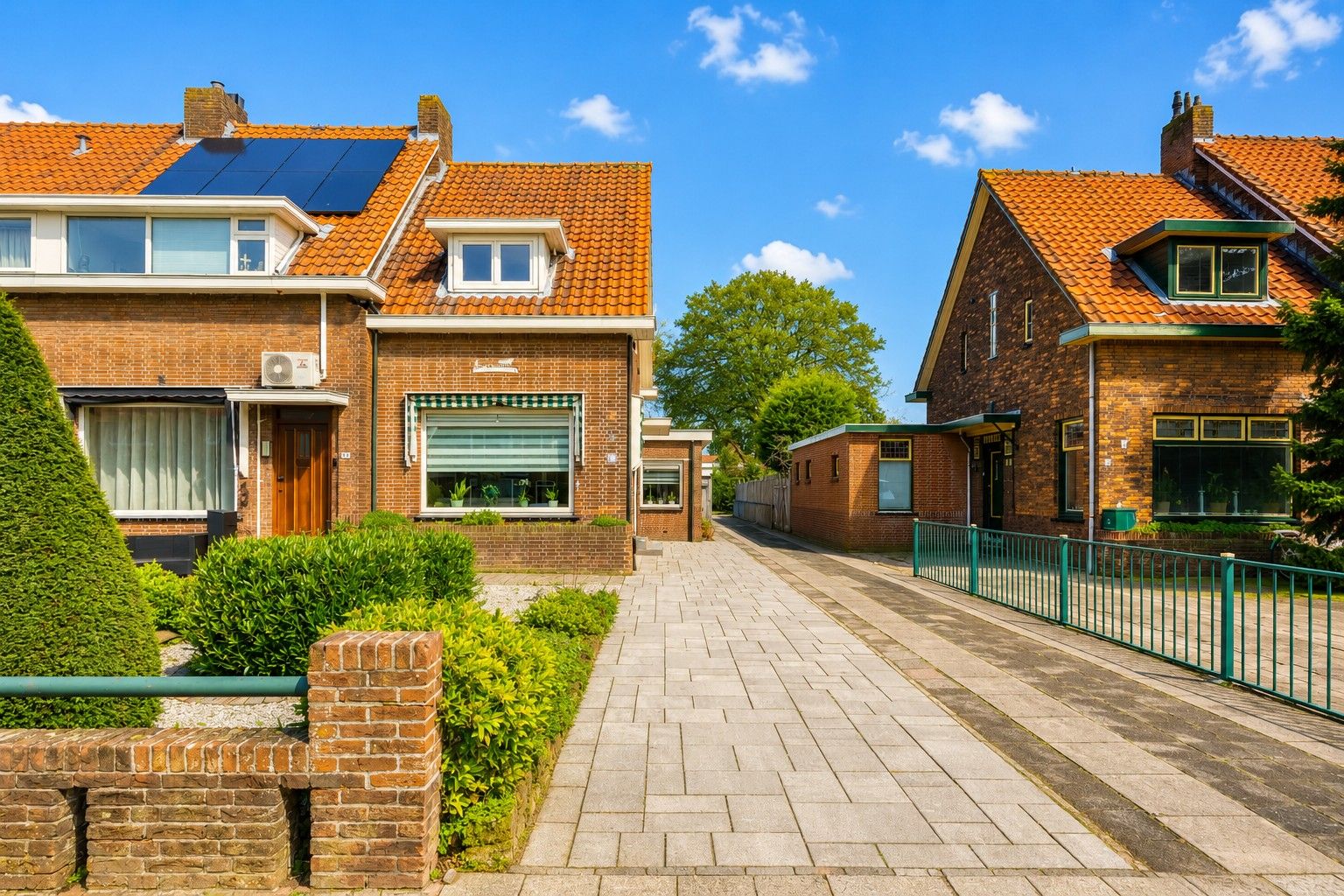 Photo 24 of Burgemeester van Esstraat 80