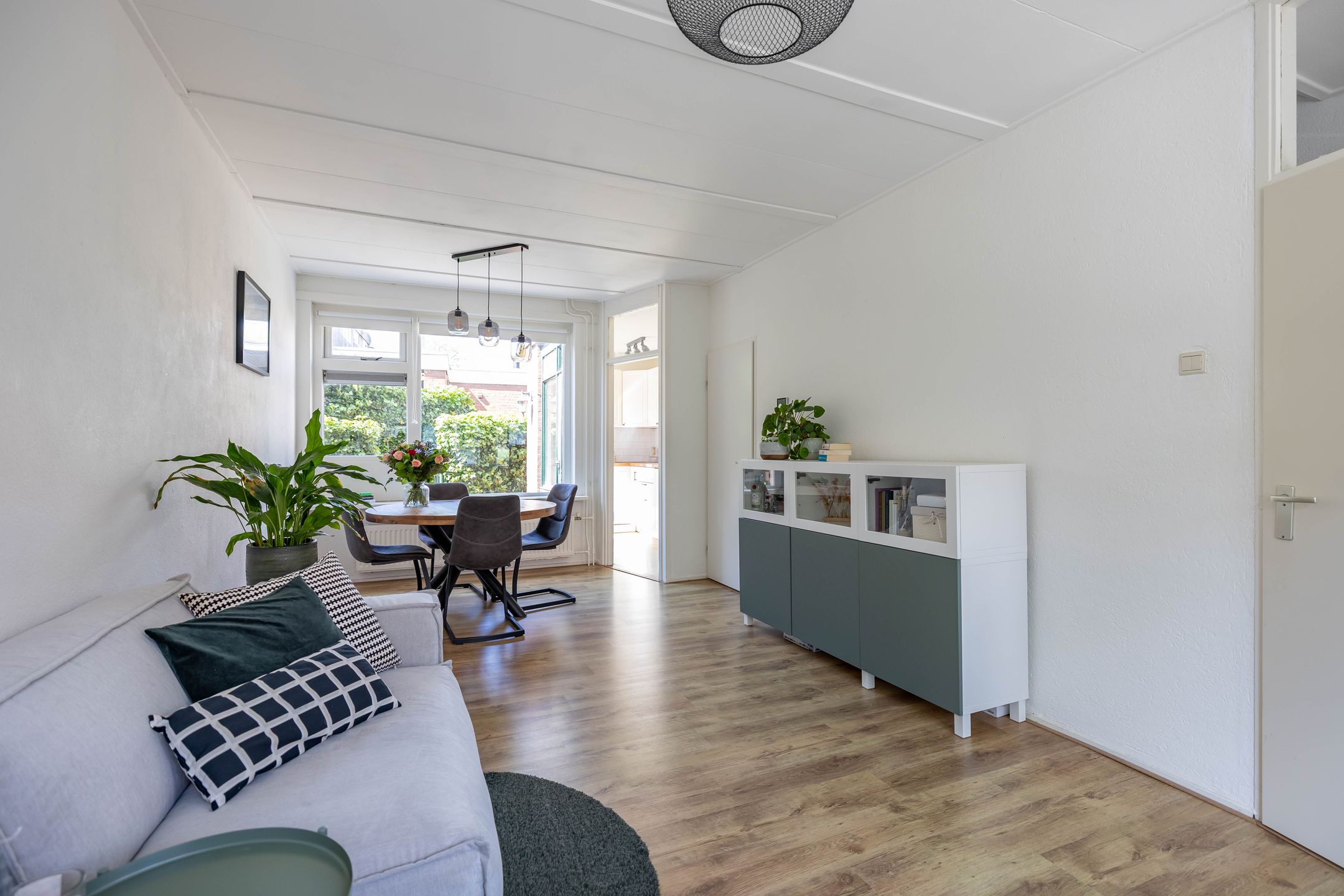 Photo 12 of Laurierstraat 38