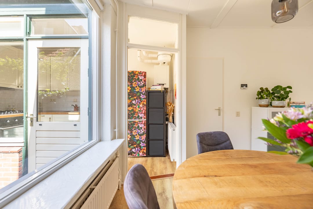 Photo 16 of Laurierstraat 38