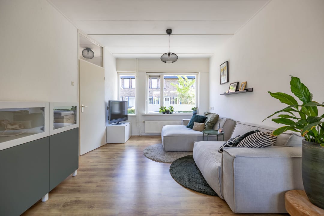 Photo 13 of Laurierstraat 38