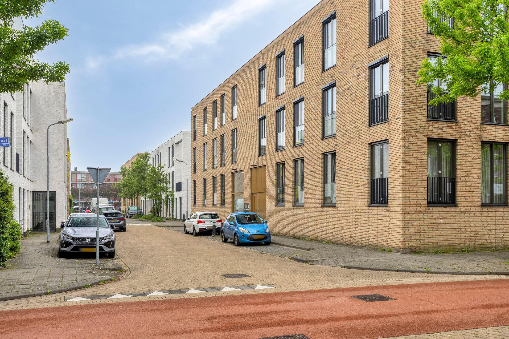Photo 21 of Voltastraat 217