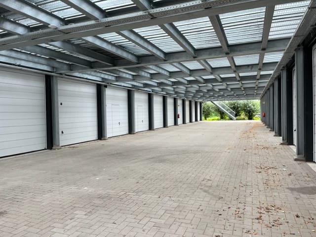 View photo 3 of Vlielandseweg 20