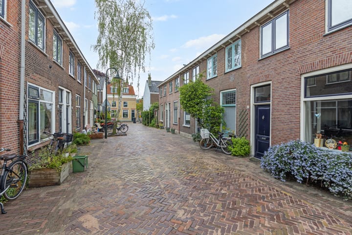 Photo 2 of Dirklangendwarsstraat 5