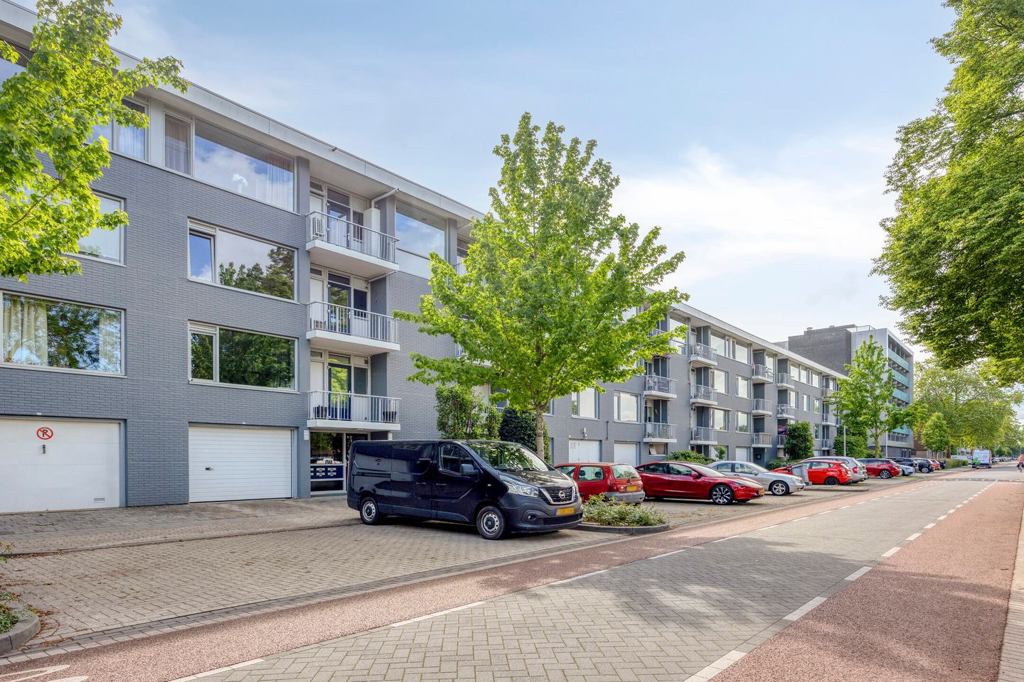 Photo 25 of Pisanostraat 420