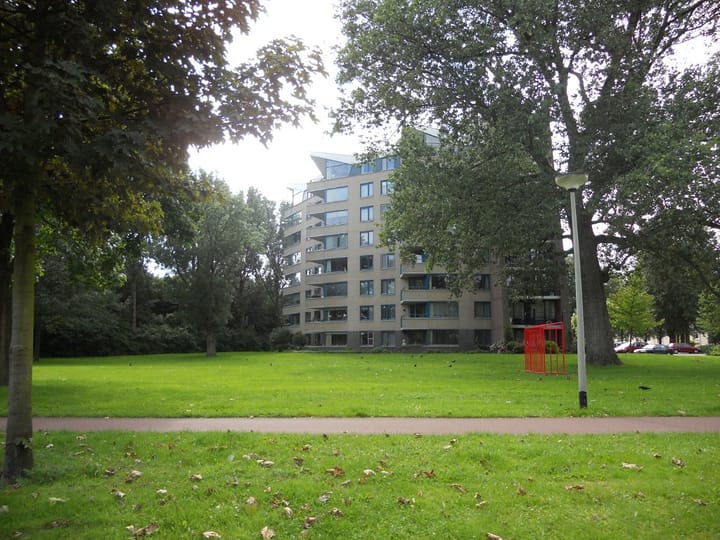 Foto 3 van Adriaan Roland Holstlaan 79
