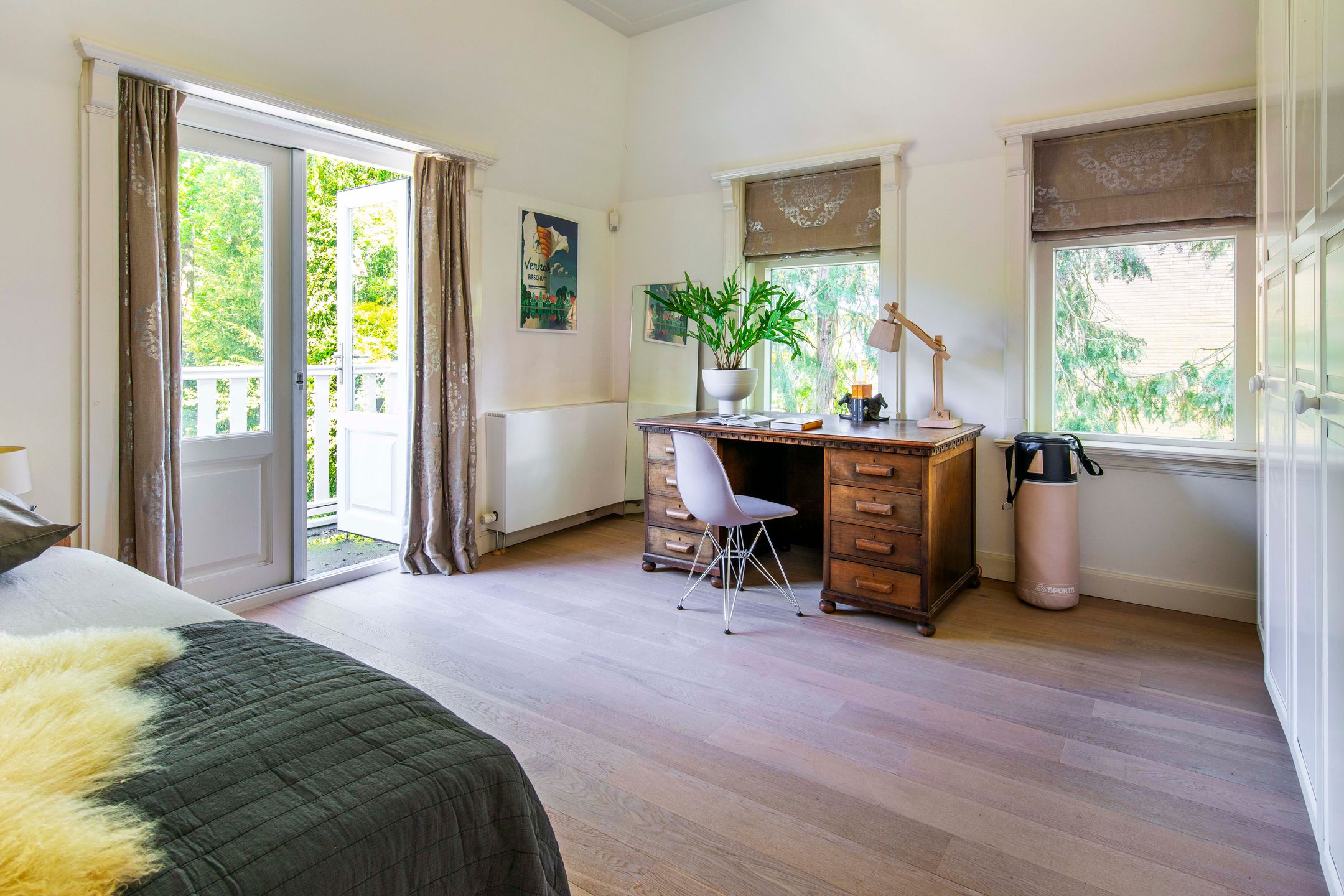 Foto 18 van Middenlaan 4