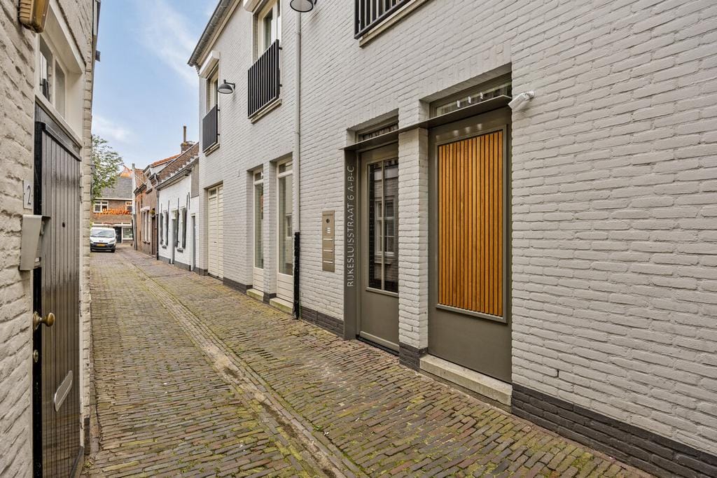 Foto 9 van Rijkesluisstraat 6-B