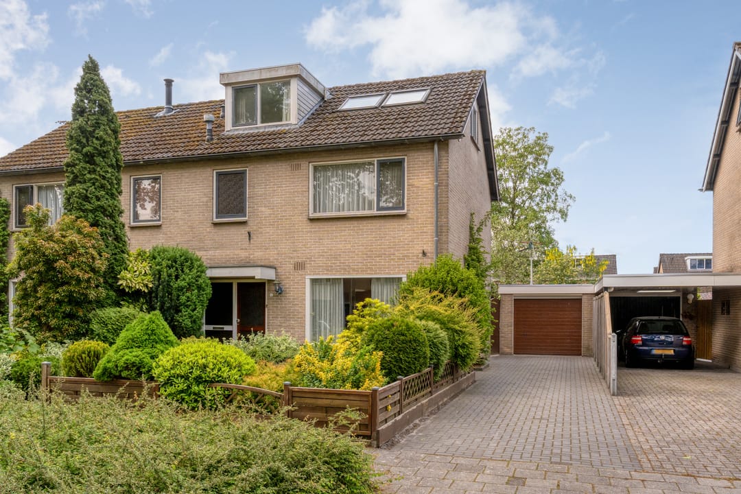 Photo 1 of Professor Waterinkstraat 4