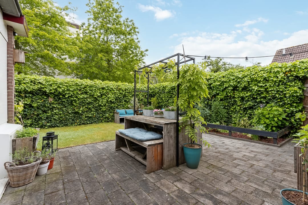 Photo 28 of Vivianestraat 2
