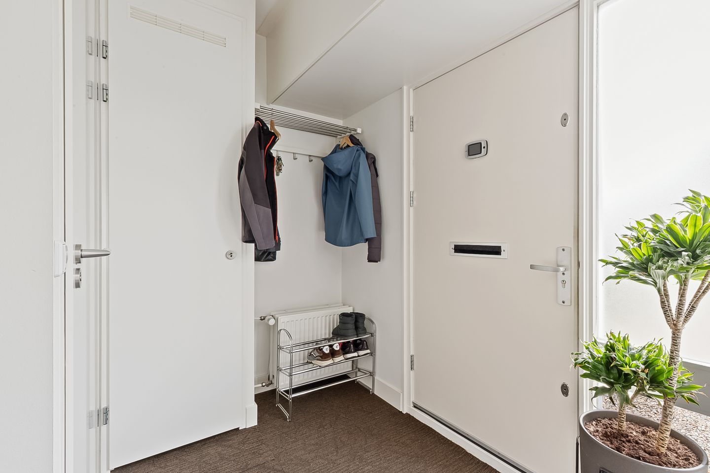 Photo 4 of Vivianestraat 2