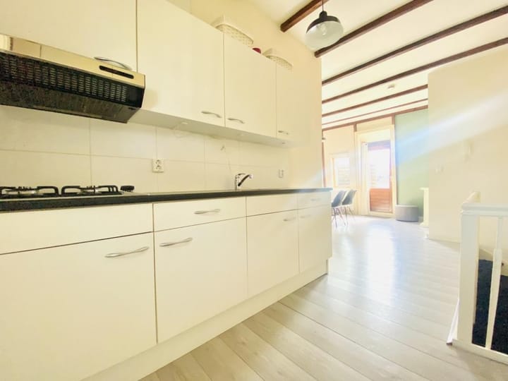 Photo 5 of Frederik Hendriklaan 184-B