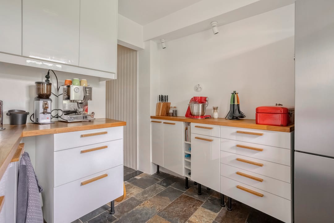 Photo 11 of Molukkenstraat 46