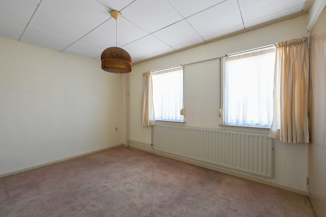 Detached Family Home with Renovation Potential in Hoeven — 41