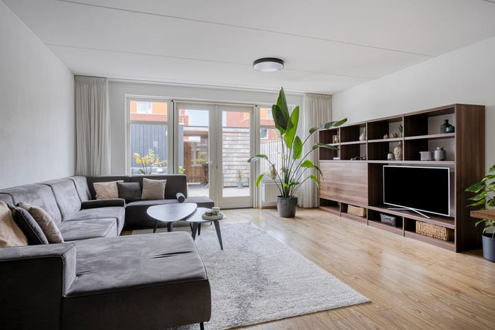 Photo 3 of Valetastraat 71
