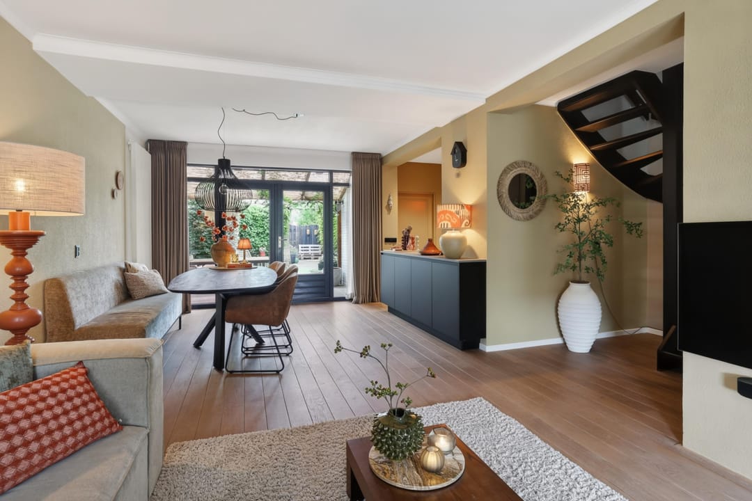 Photo 11 of Prof. Struyckenstraat 12