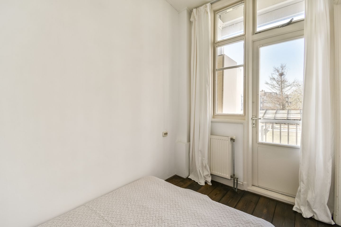 Spacious 3-Room Apartment with Sunny Balcony in Spaarndammerbuurt — 19