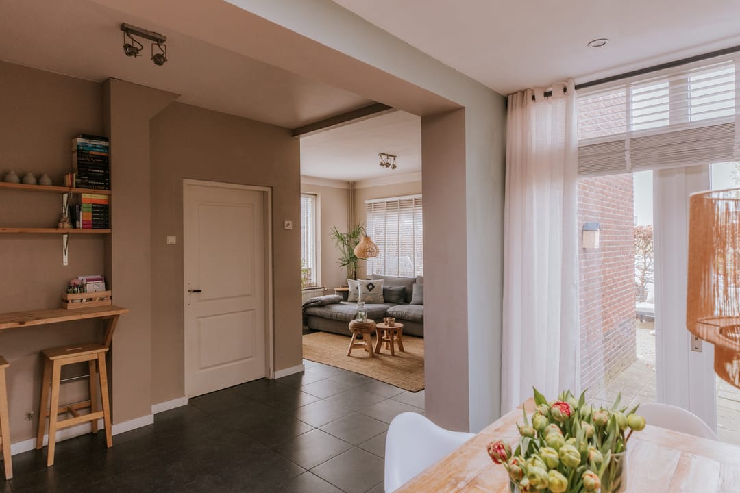 Charming Corner Home with West-Facing Garden in Popular Roerzicht — 26