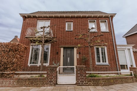 Graaf Reinaldstraat thumbnail