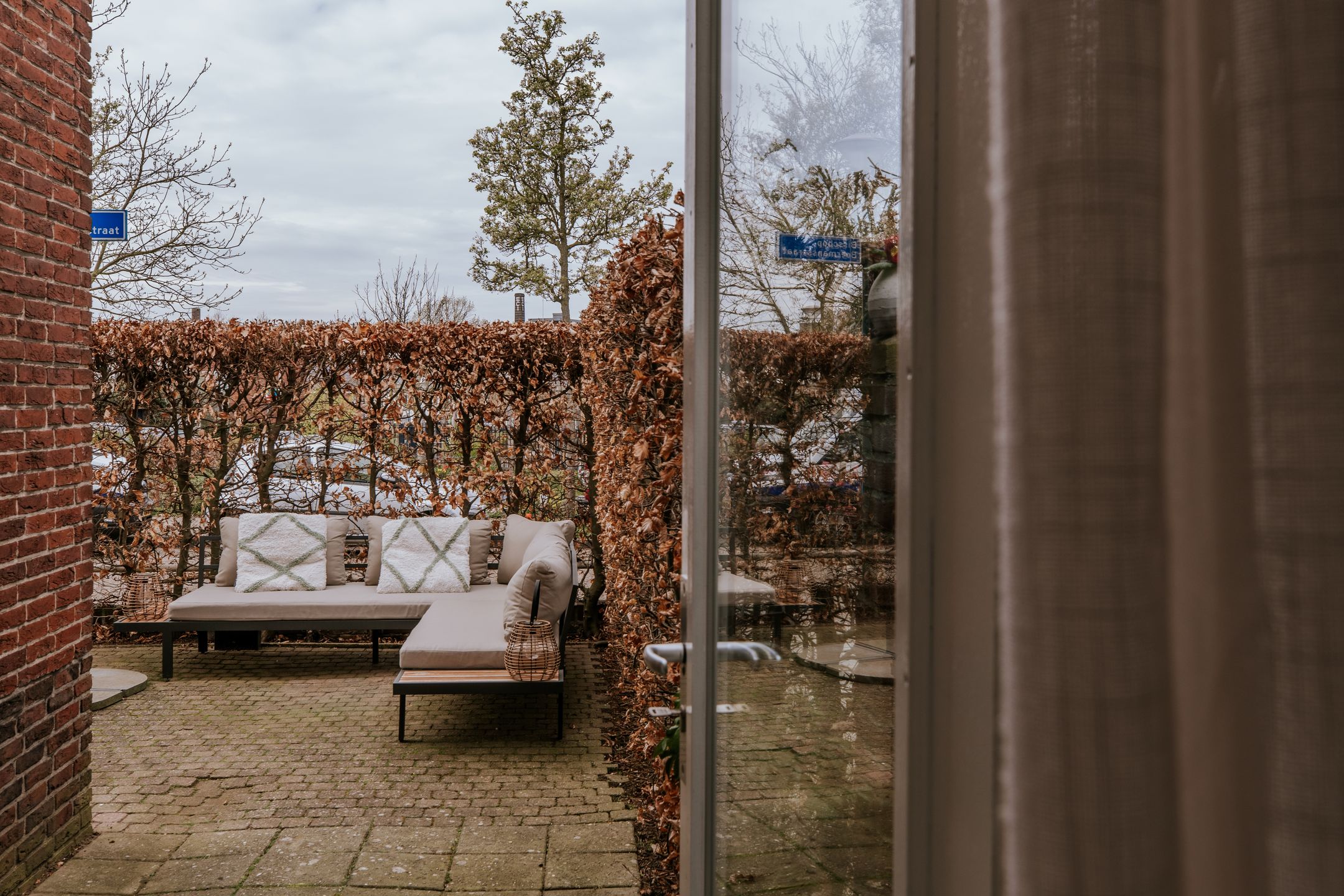 Charming Corner Home with West-Facing Garden in Popular Roerzicht — 36
