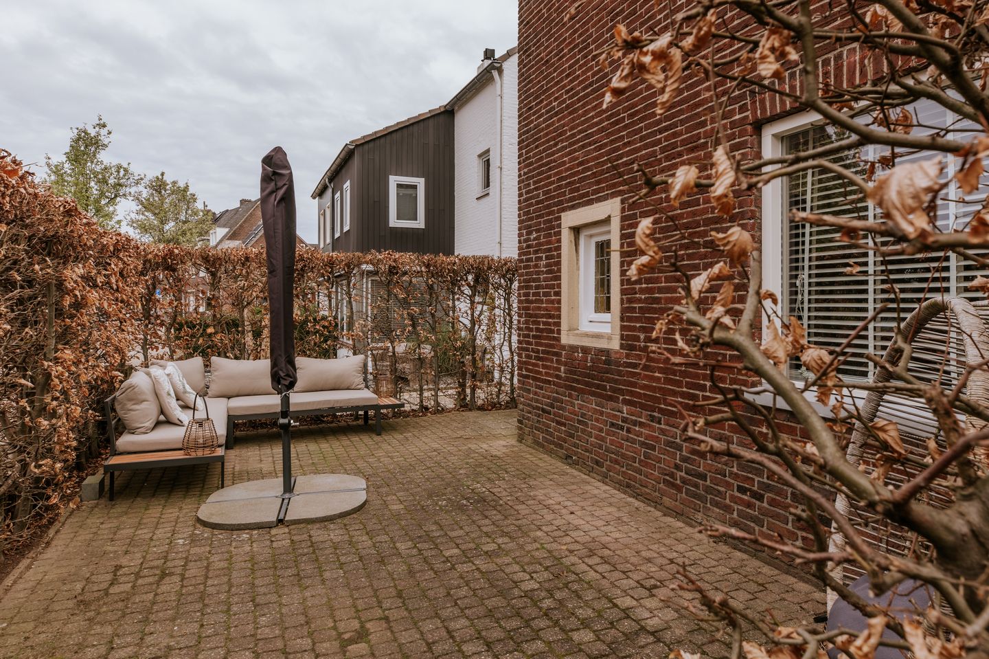 Charming Corner Home with West-Facing Garden in Popular Roerzicht — 35