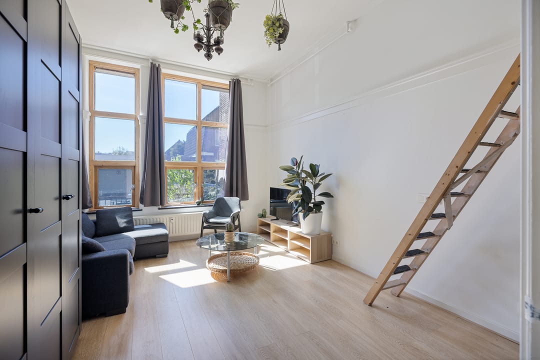 Photo 8 of De Savornin Lohmanstraat 19-B