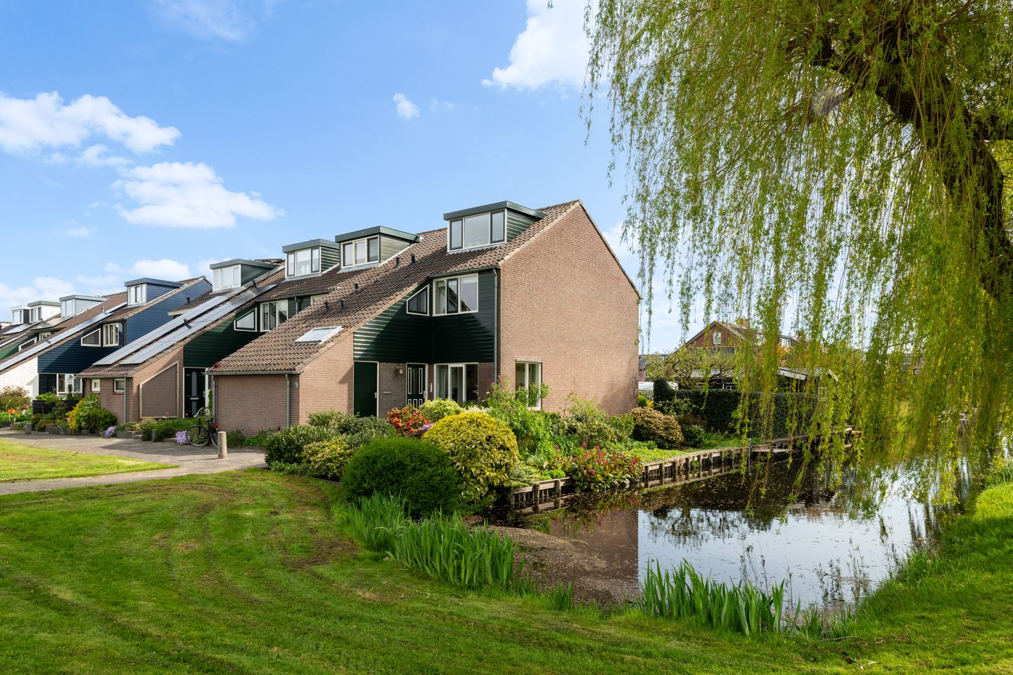 Foto 1 van Waterstoep 13-A