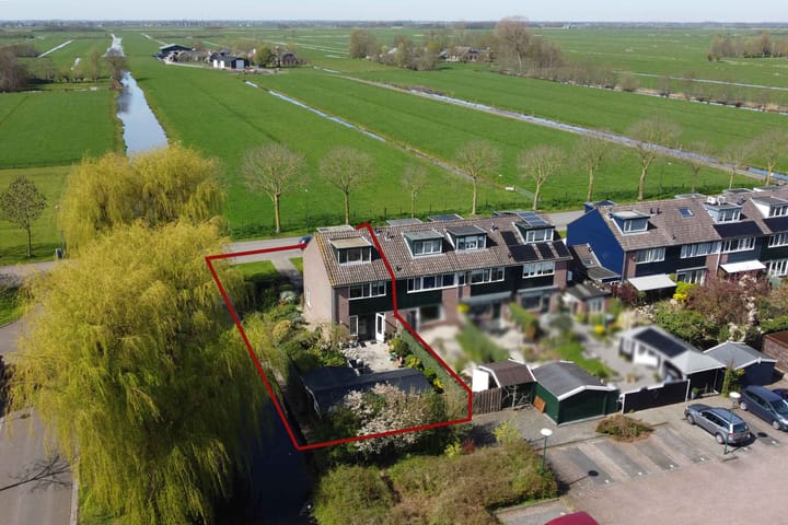 Foto 2 van Waterstoep 13-A