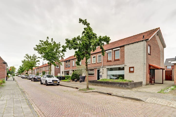 Foto 2 van Monseigneur van Hooydonkstraat 39