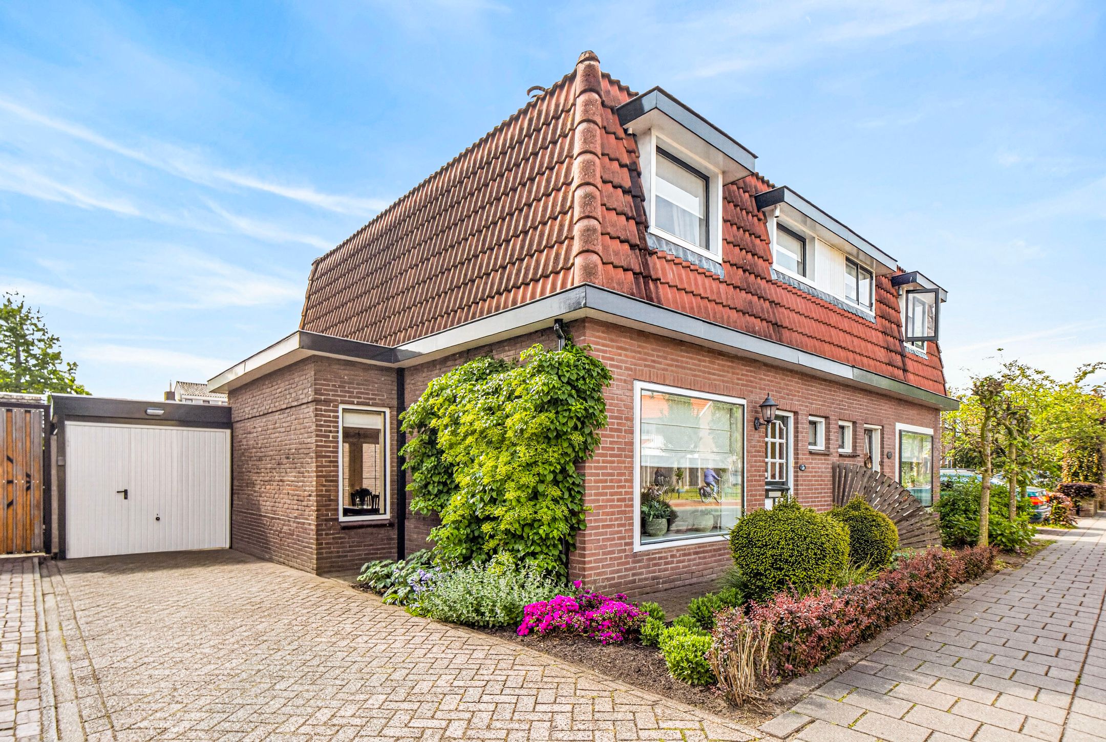 Photo 51 of Veenderweg 135