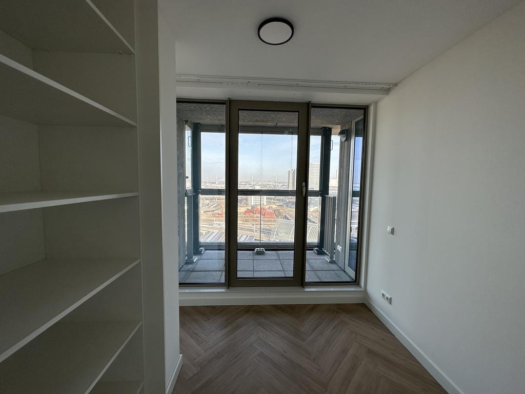 Photo 10 of Radarweg 386