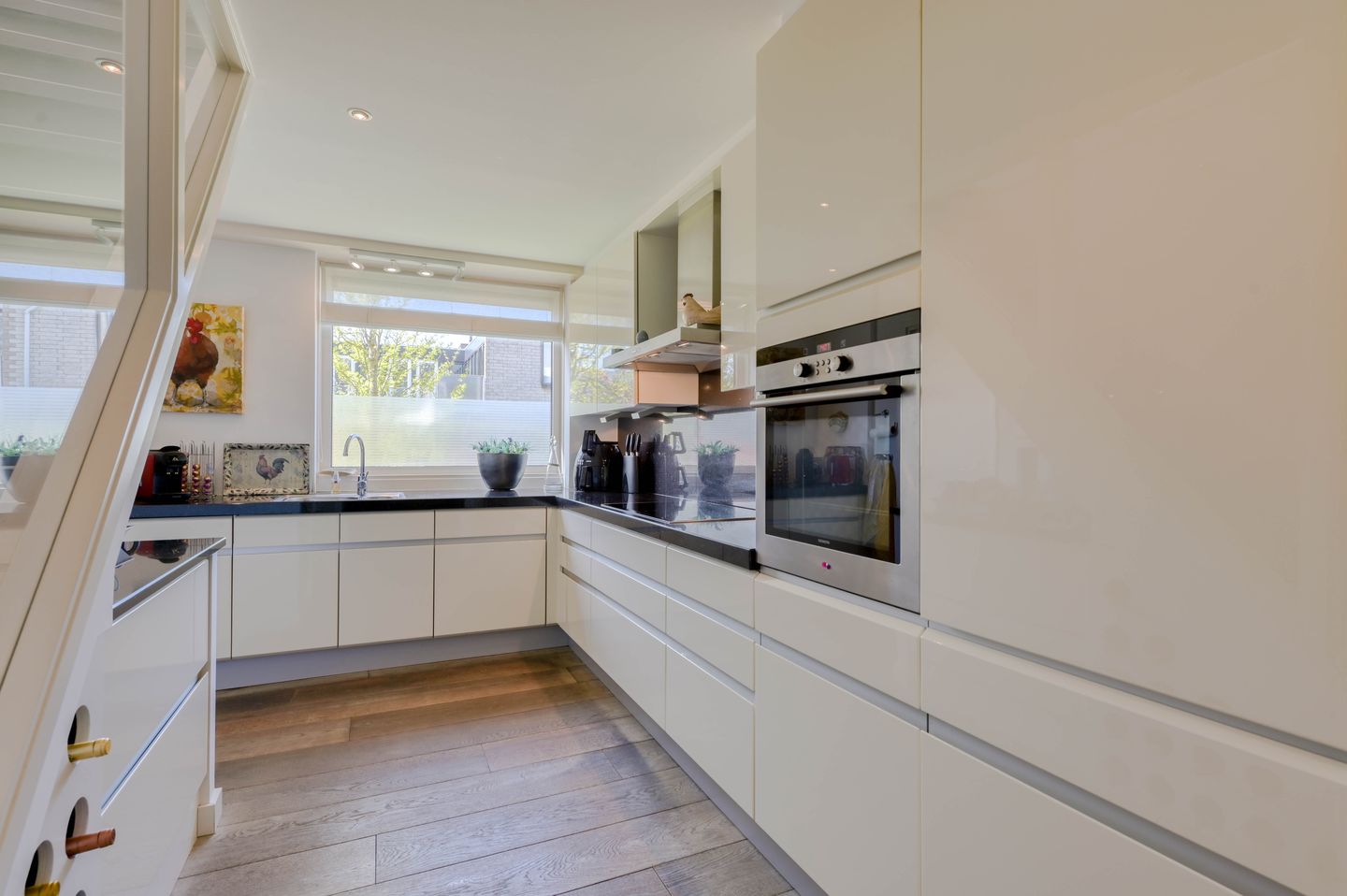 Photo 14 of Van der Werffstraat 15