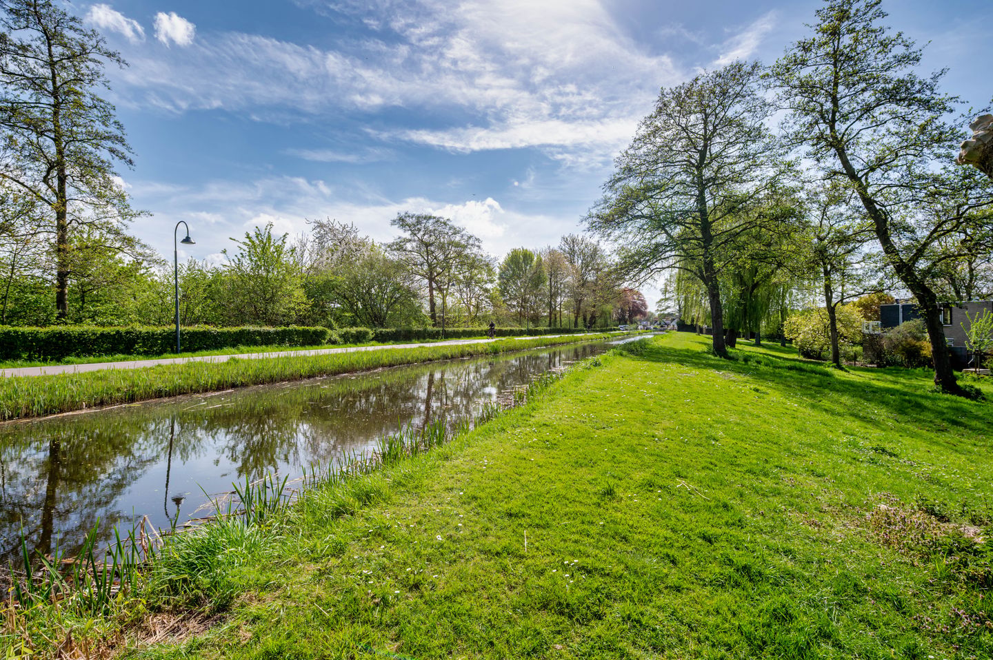 Photo 49 of Van der Werffstraat 15