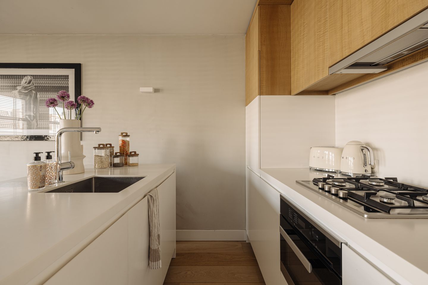 Photo 4 of Eerste Jan van der Heijdenstraat 36-E