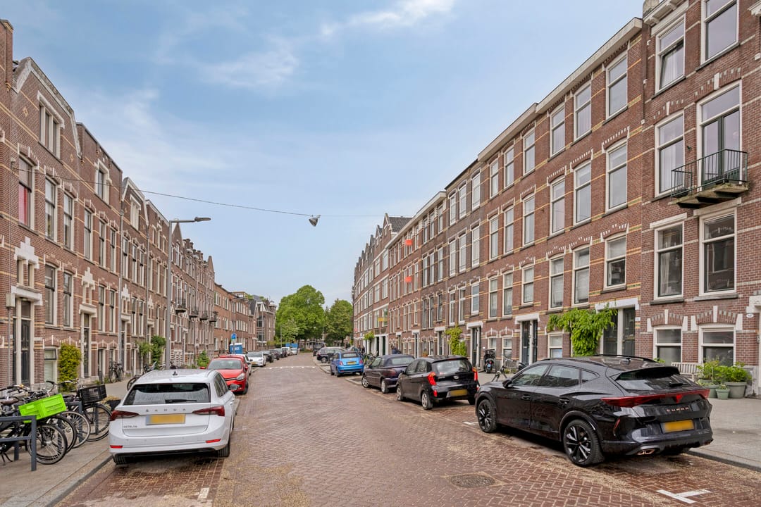 Foto 16 van Lisstraat 24-B01
