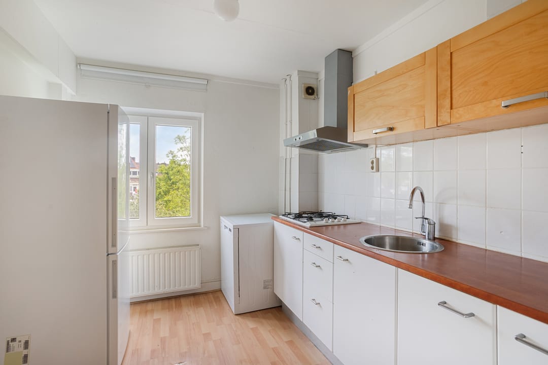 Spacious Family Home with Deep Garden in Popular Sint Pieter, Maastricht — 17