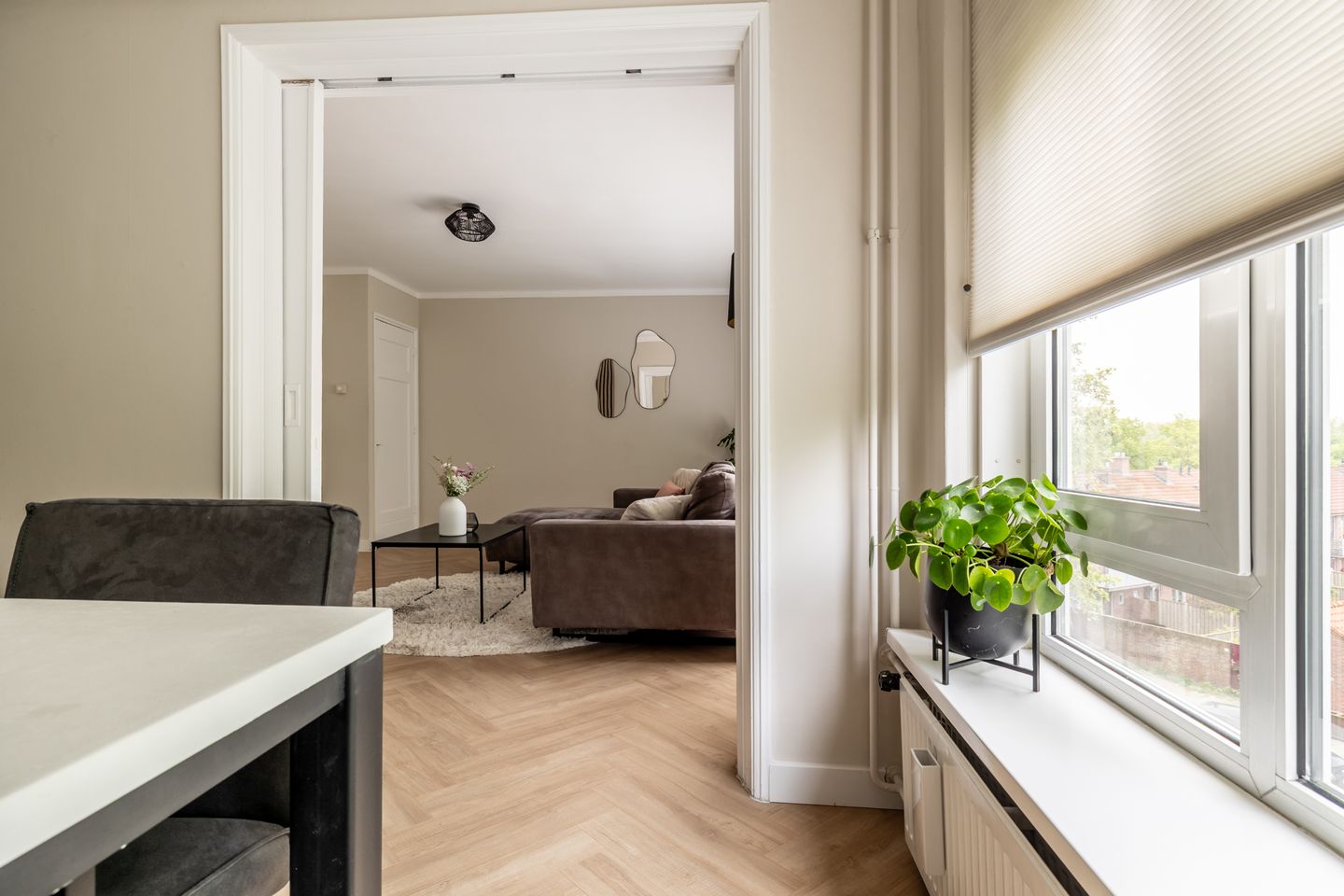 Ready-to-move 4-room apartment with ensuite dining room and balcony in Princenhage — 19