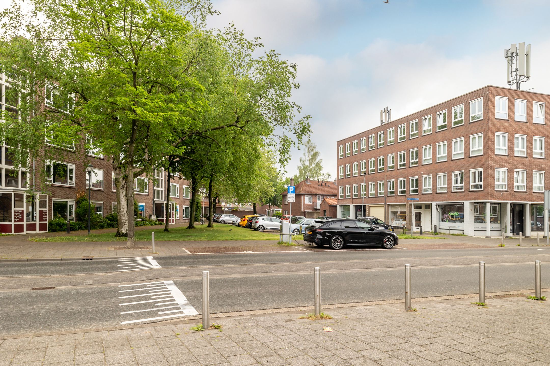 Ready-to-move 4-room apartment with ensuite dining room and balcony in Princenhage — 36